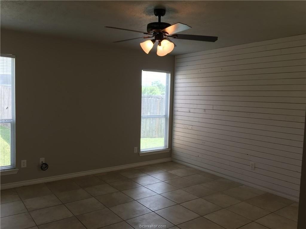 4024 Southern Trace Dr - Photo 5 of 25