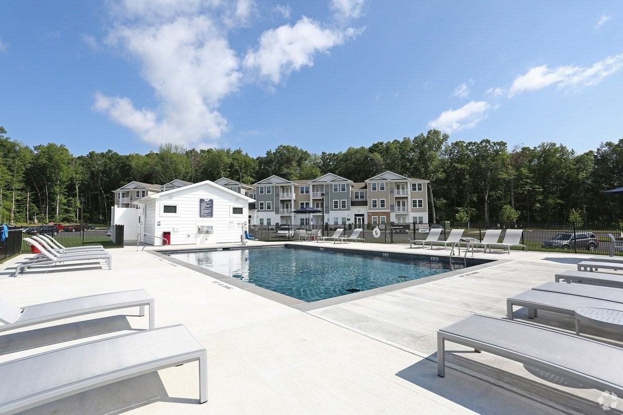 The Oliver Bloomfield - Photo 5 of 32