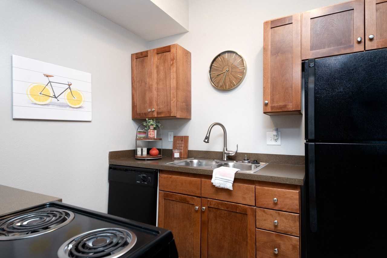 Remington Square - Photo 5 of 28