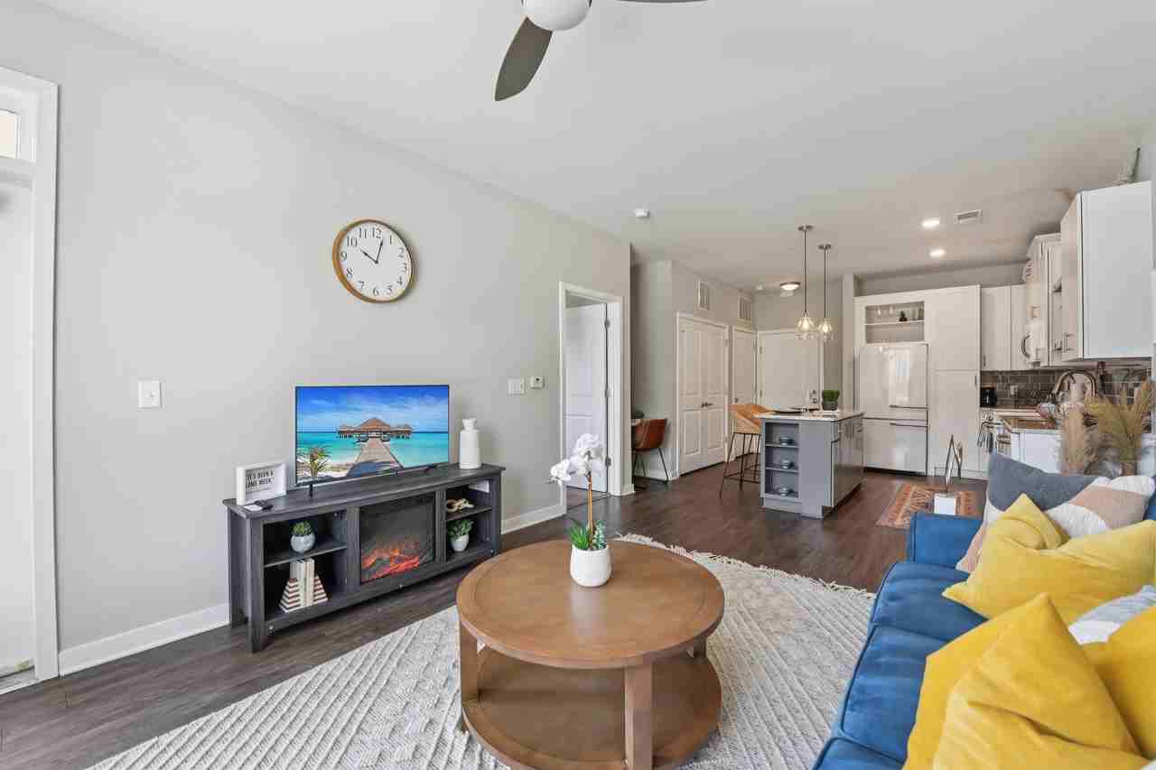 Asbury Flats - Photo 2 of 24