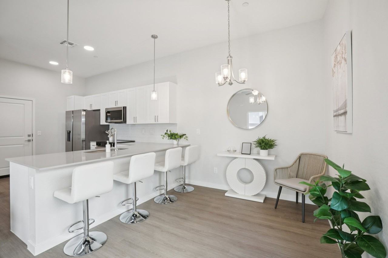 Canyon Townhomes - Photo 2 of 22