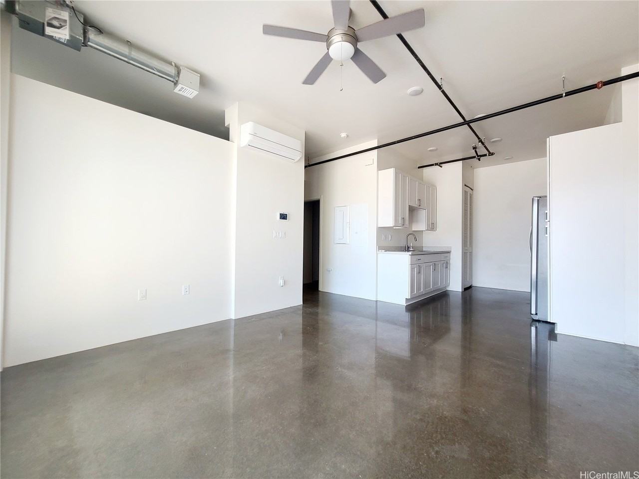 91-3633 Kauluakoko St Unit 702 - Photo 3 of 18