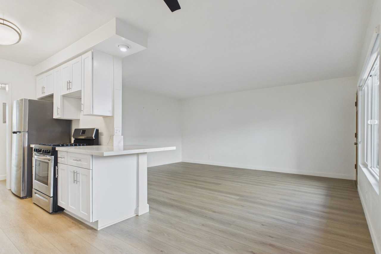 Fifth Street Apartments - Photo 4 of 50