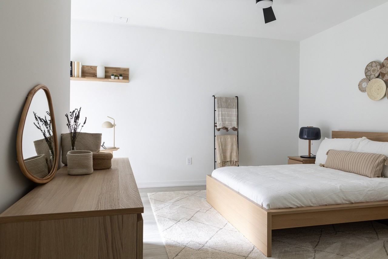 Inkwell - Photo 5 of 23