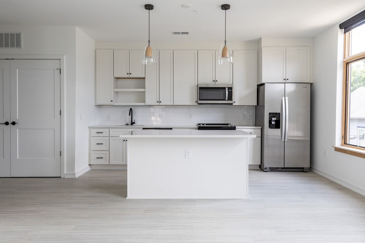 Inkwell - Photo 7 of 23