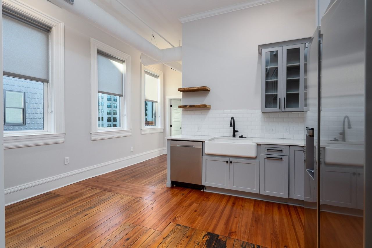 Morris Building - Photo 4 of 10