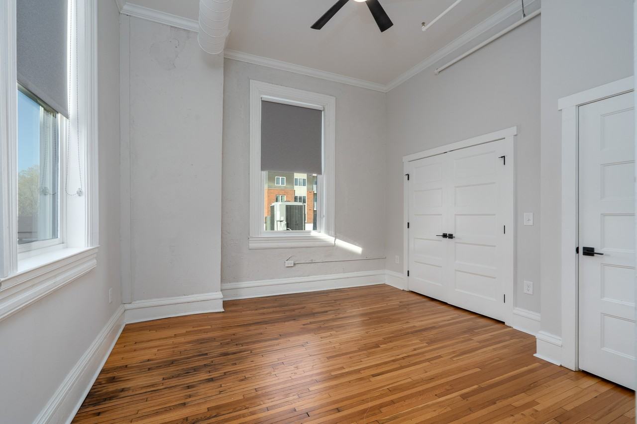 Morris Building - Photo 6 of 10