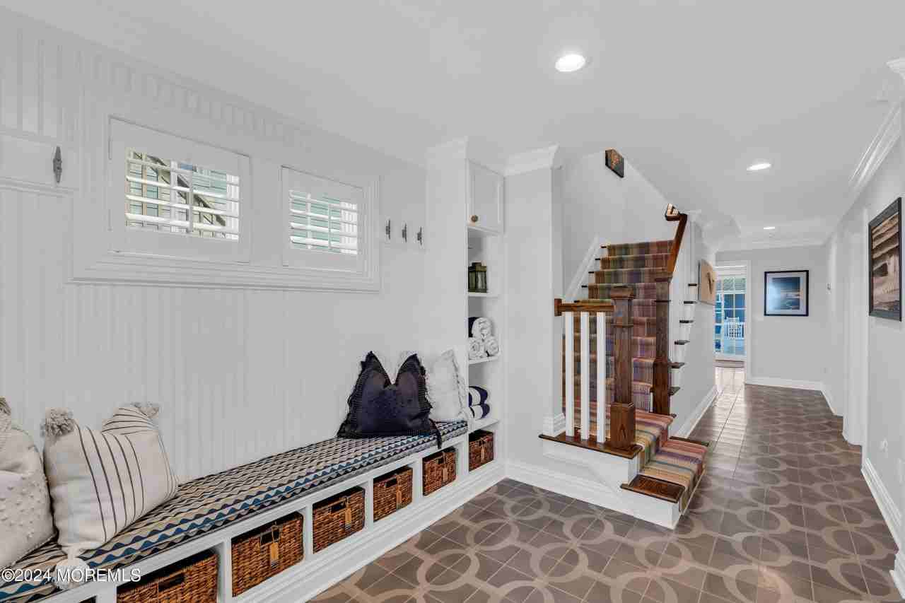 289 Beachfront - Photo 5 of 50