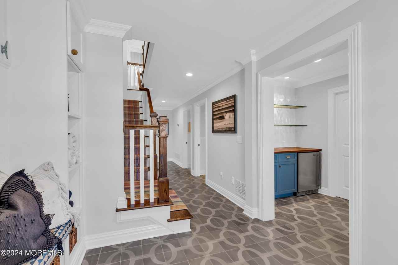 289 Beachfront - Photo 6 of 50