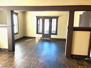 602 W Washington St - Photo 4 of 9