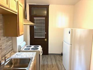 602 W Washington St - Photo 6 of 9