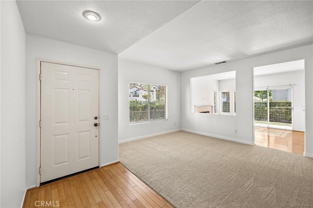 85 Pomelo - Photo 5 of 33