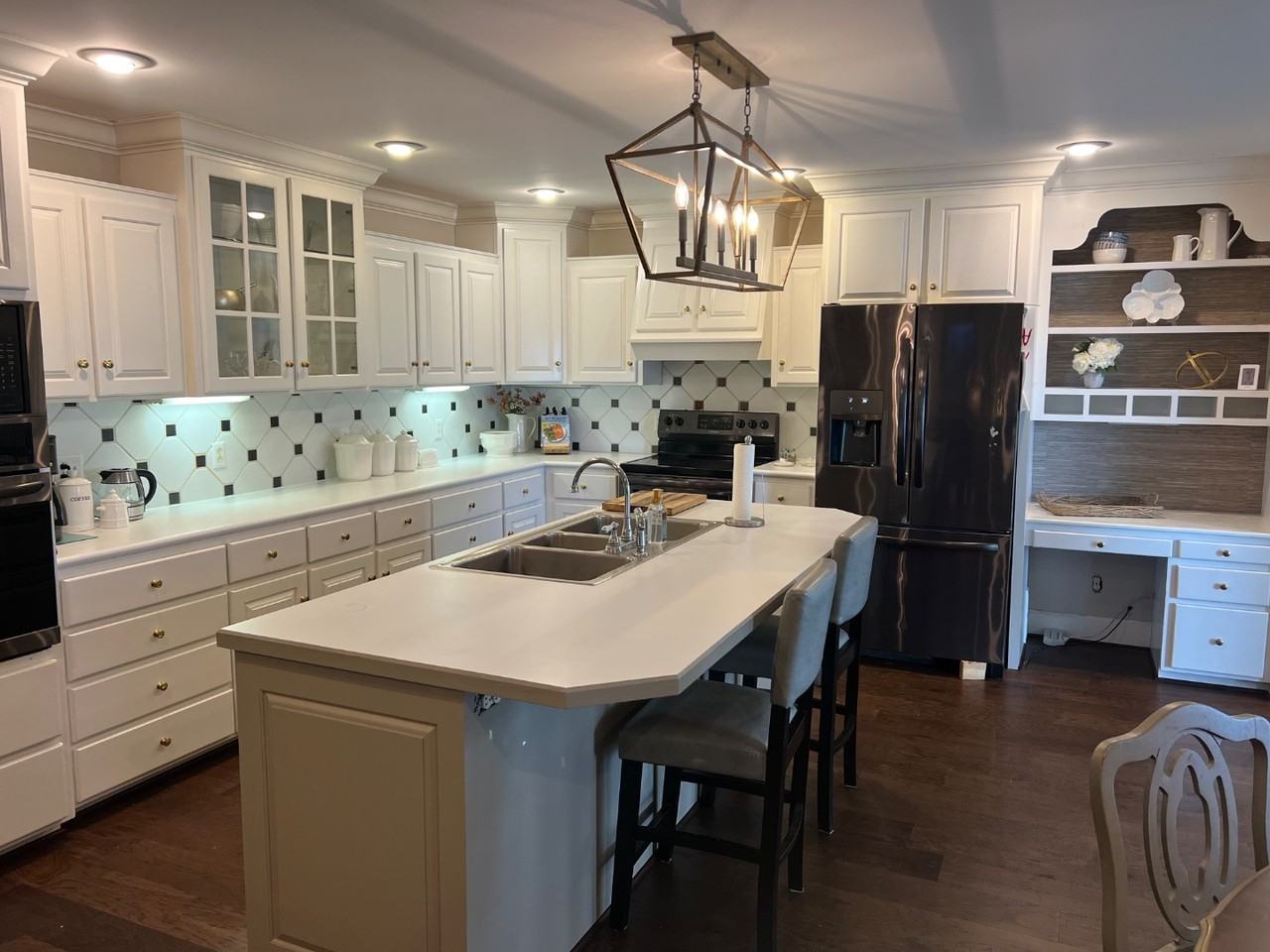 243 Kate Dr - Photo 2 of 20