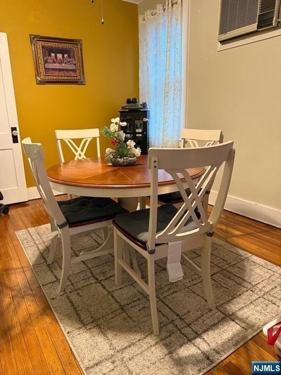 570 Forest St - Photo 2 of 2