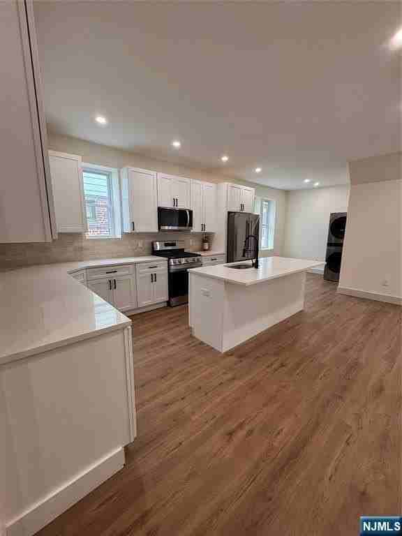 397 N 13th St - Photo 4 of 14