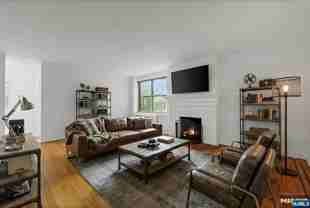 100 E Palisade Ave Apt A24 - Photo 1 of 1