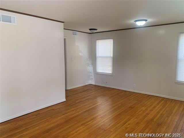 503 E 20th St - Photo 5 of 12