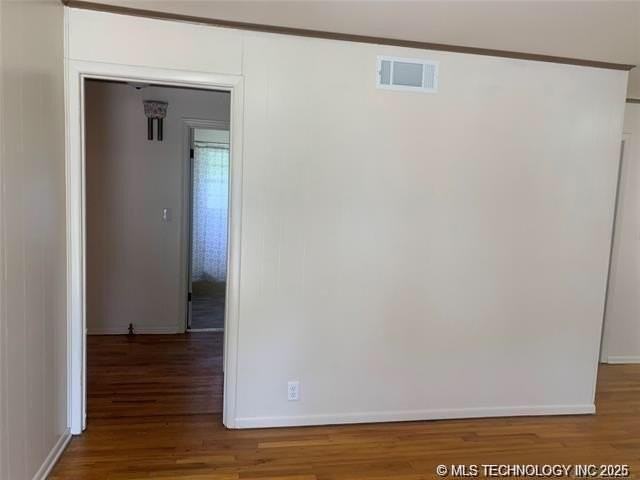 503 E 20th St - Photo 6 of 12