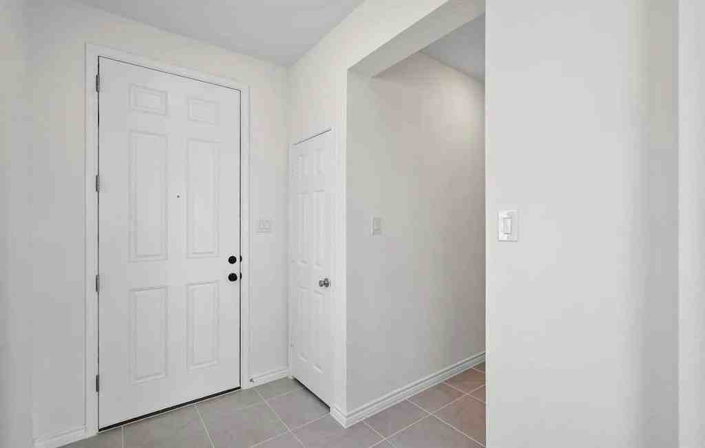 336 Rainbow Cactus Dr - Photo 4 of 36