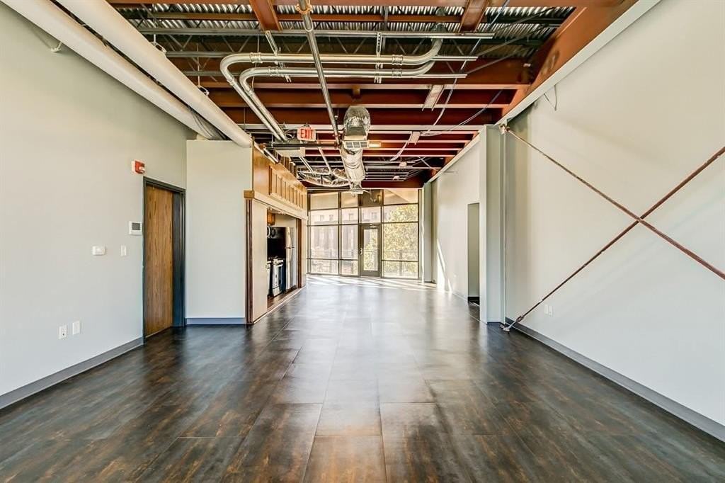 1006 Houston St #300 - Photo 7 of 19