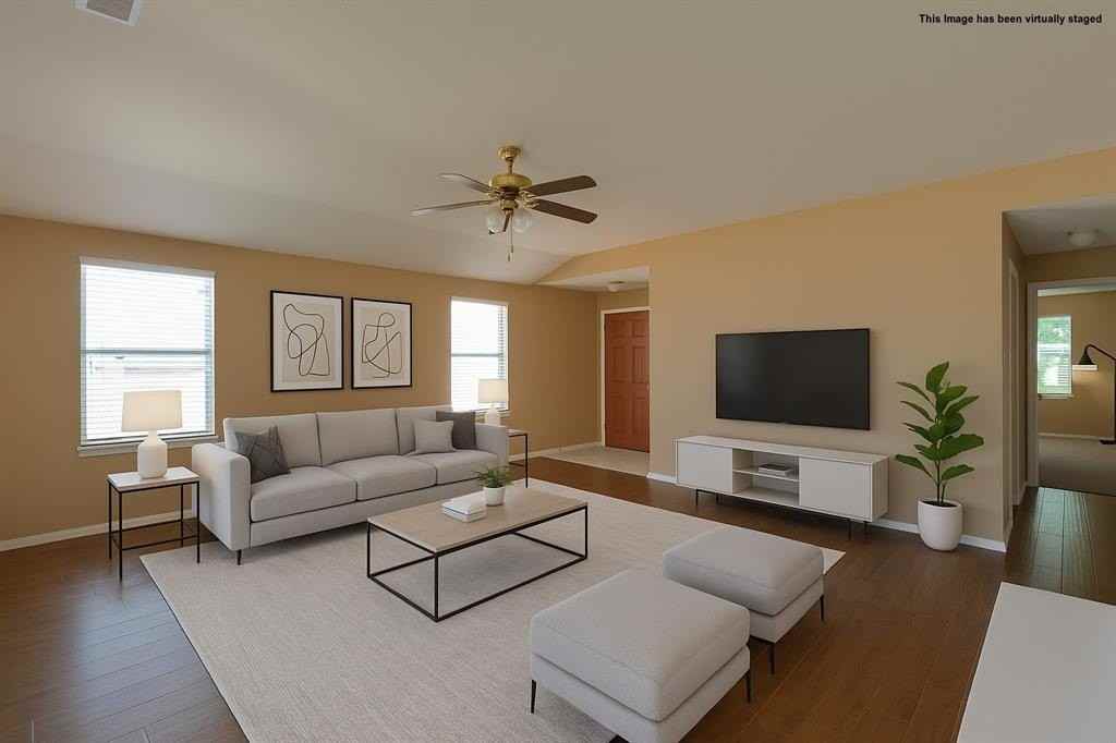 590 Arthur Dr - Photo 5 of 39