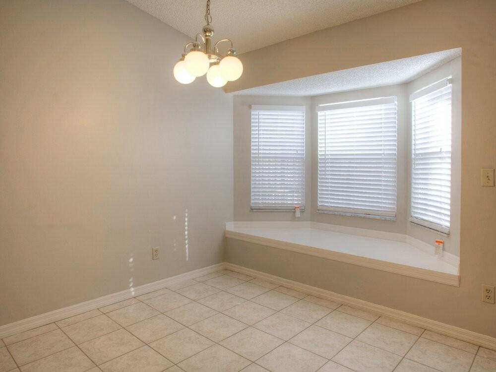 9324 Pavillion Dr - Photo 5 of 14