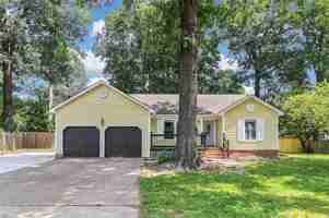 featured image of 2129 Agecroft Rd