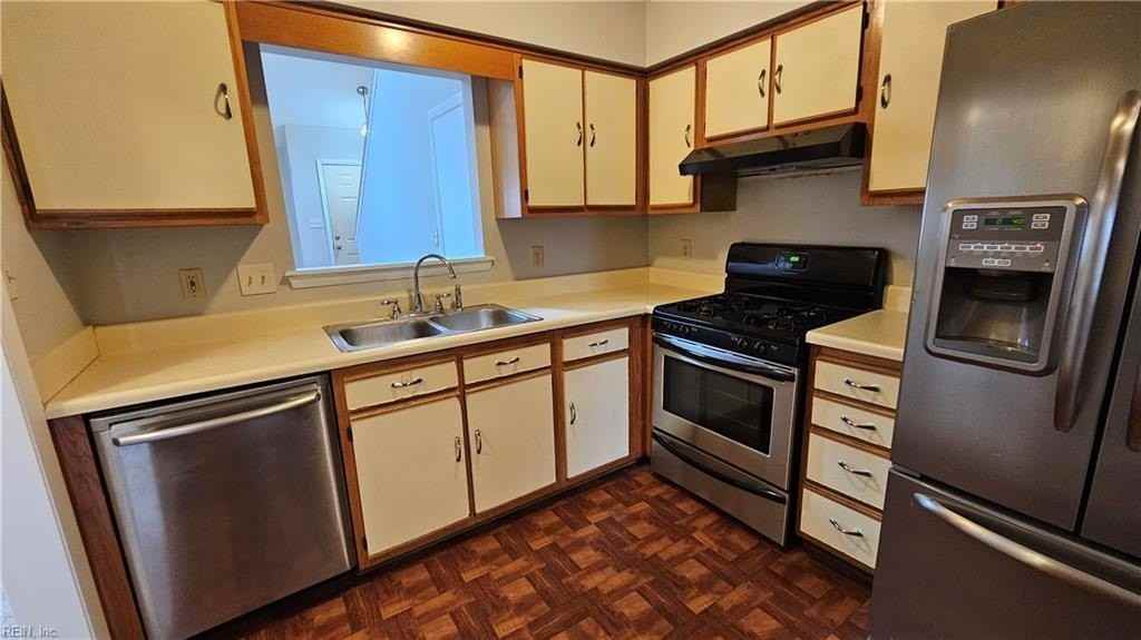 13 Treefern Pl - Photo 4 of 15