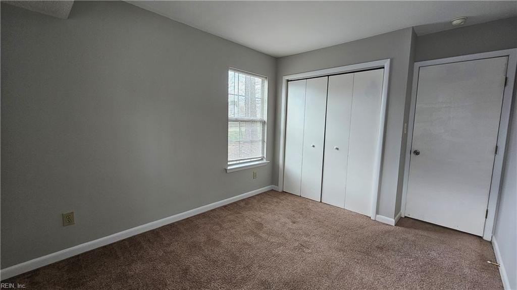 13 Treefern Pl - Photo 7 of 15