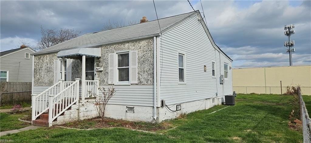 136 Greenbrier Ave - Photo 3 of 14