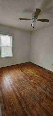 136 Greenbrier Ave - Photo 5 of 14