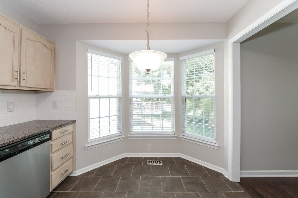 529 Leslie Ann Ct - Photo 4 of 16