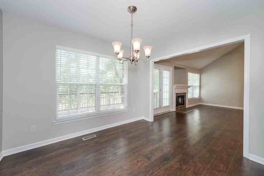 529 Leslie Ann Ct - Photo 5 of 16