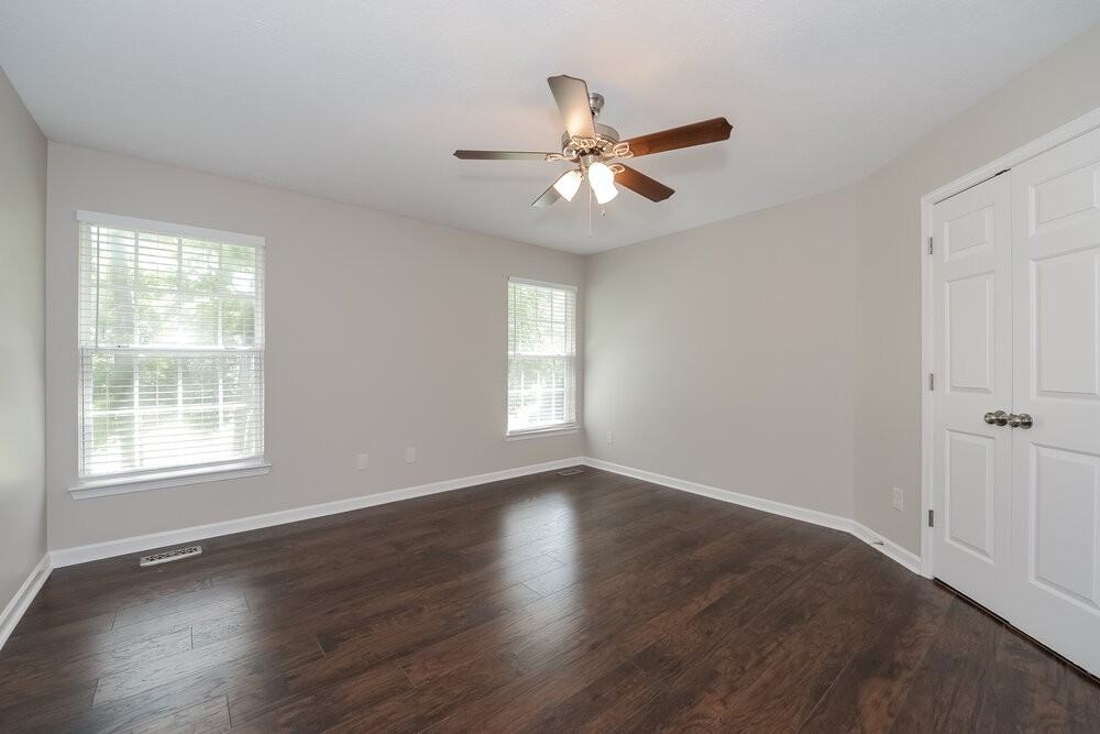 529 Leslie Ann Ct - Photo 7 of 16