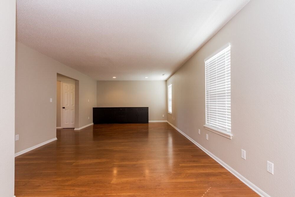 17814 Gasparilla Ct - Photo 5 of 15