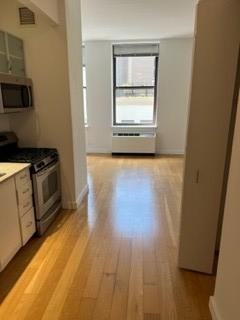 37 Wall St #2Q - Photo 5 of 9