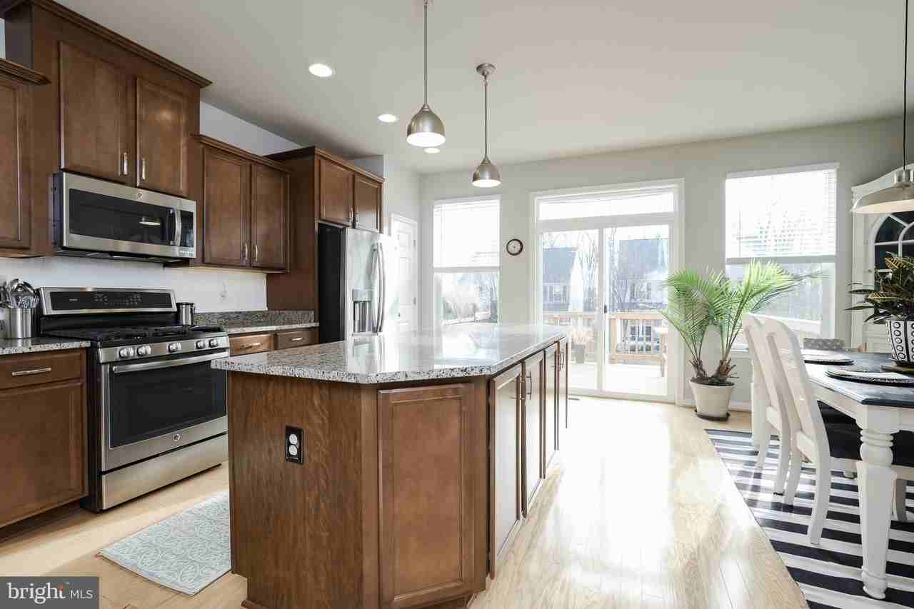 111 Notions Ct - Photo 6 of 47