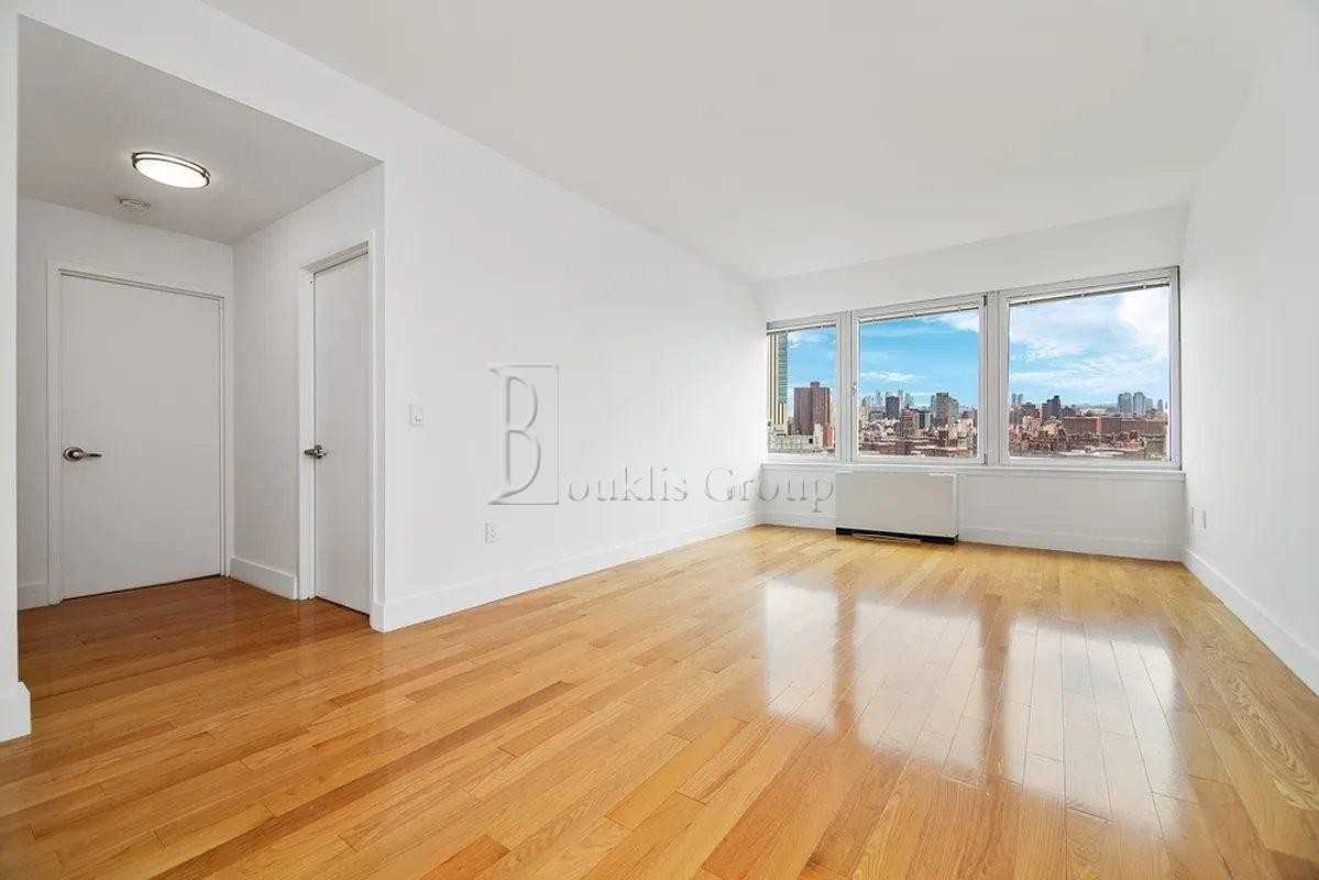 Water St #409 - Photo 2 of 10