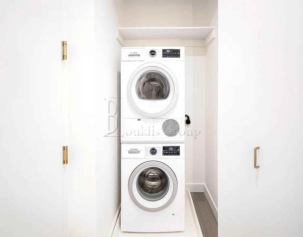 Water St #2322 - Photo 5 of 6