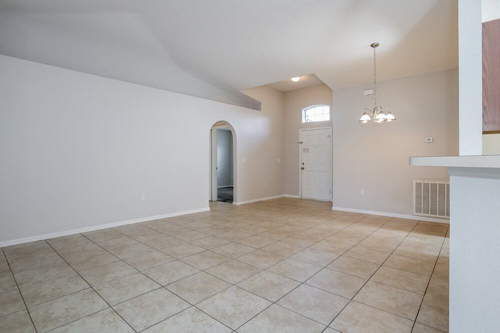 5180 Gulf Sturgeon Ln - Photo 4 of 16