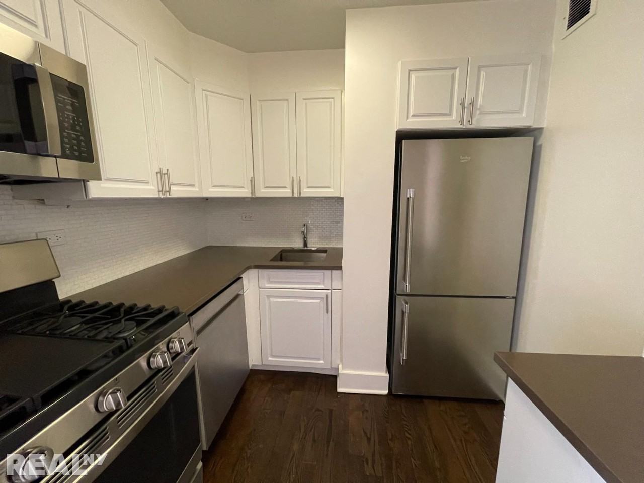 220 E 63rd St #12C - Photo 3 of 9