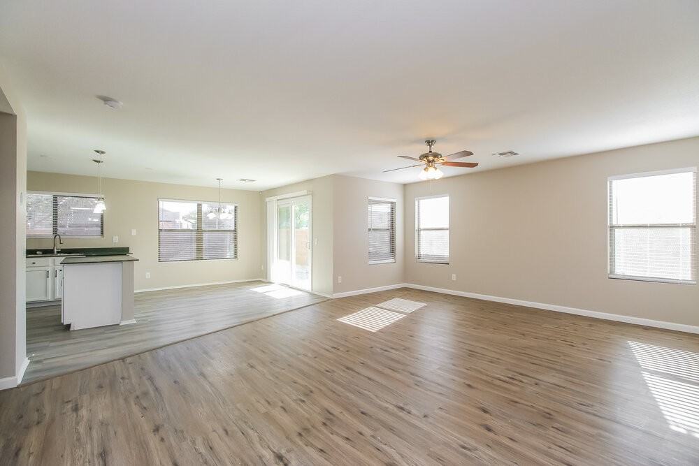 2468 E Palm Beach Dr - Photo 6 of 16