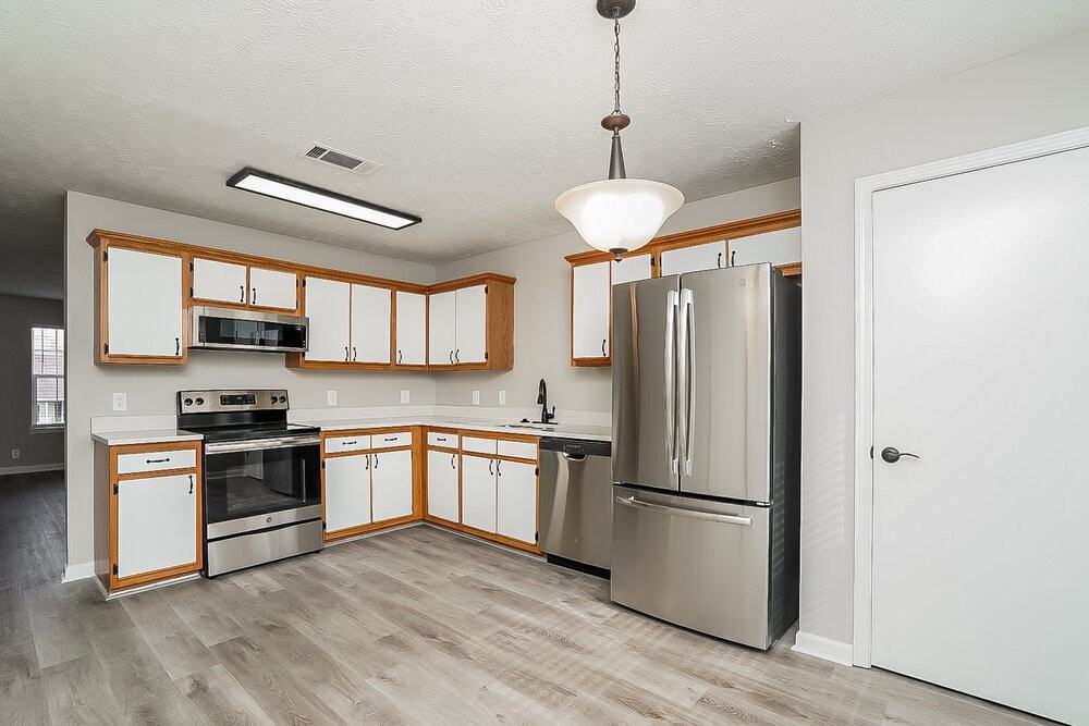 1225 Akins Ridge Dr - Photo 5 of 16