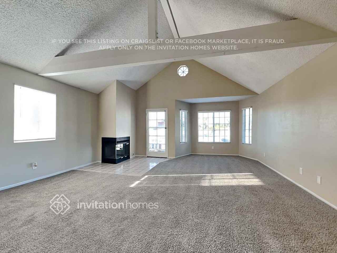 2666 E Jefferson St - Photo 4 of 19