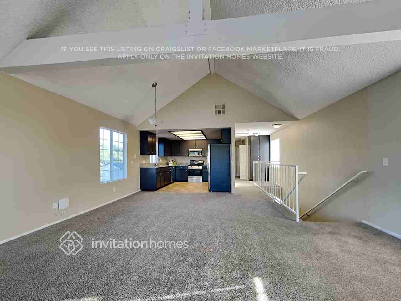 2666 E Jefferson St - Photo 5 of 19