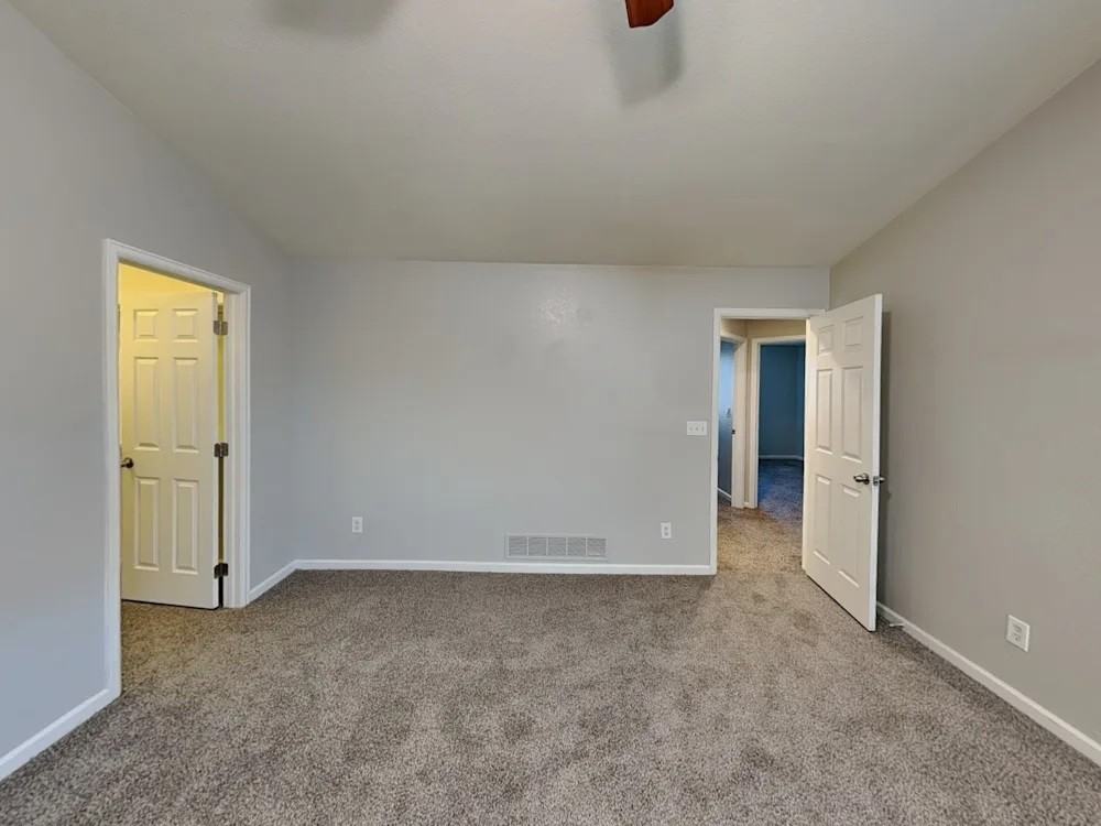 5847 East 122nd Avenue - Photo 4 of 10