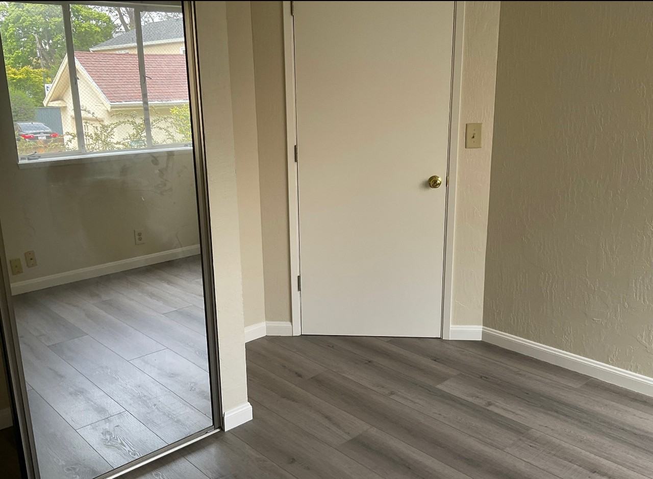 2740 College Ave #105 - Photo 5 of 15