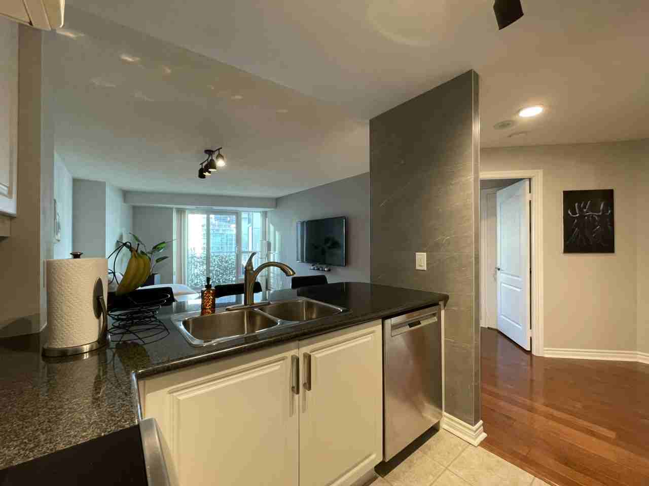 2111 Lake Shore Blvd W #1120 - Photo 3 of 19