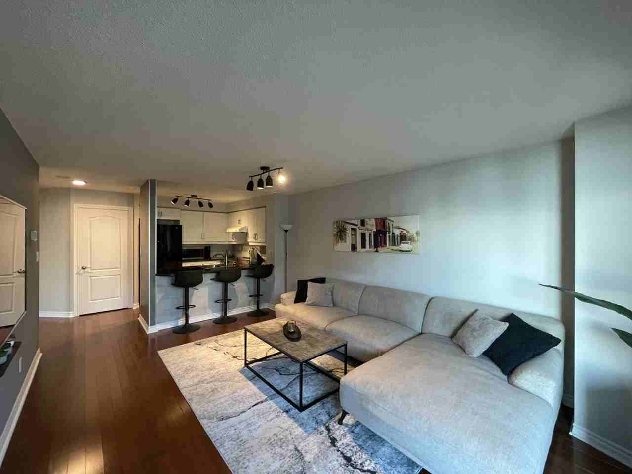 2111 Lake Shore Blvd W #1120 - Photo 4 of 19