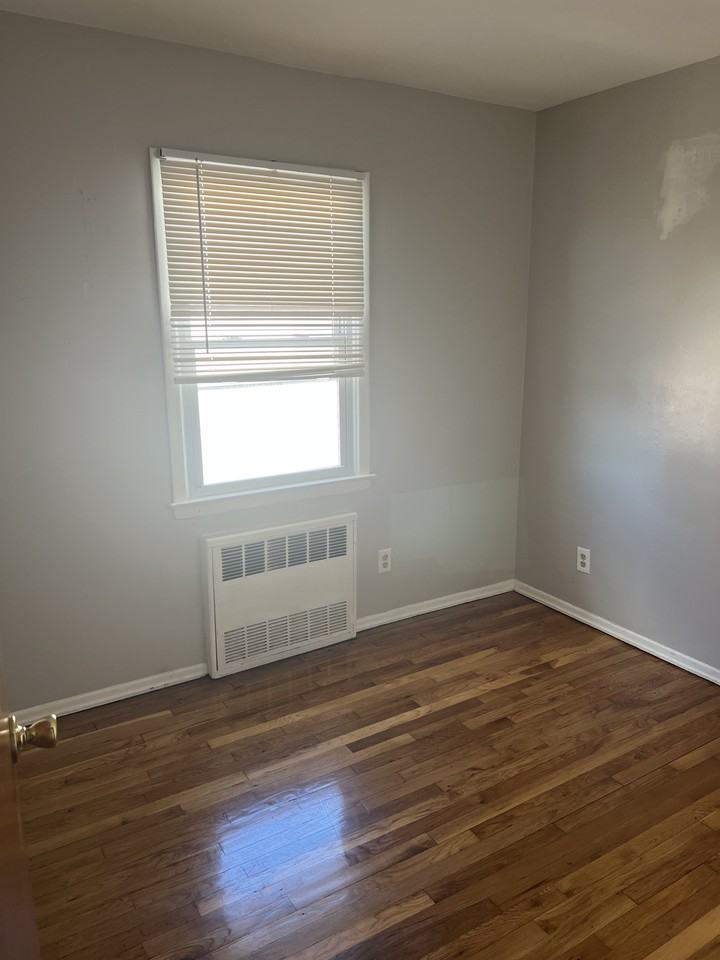 Edgewood Avenue #2 - Photo 4 of 4